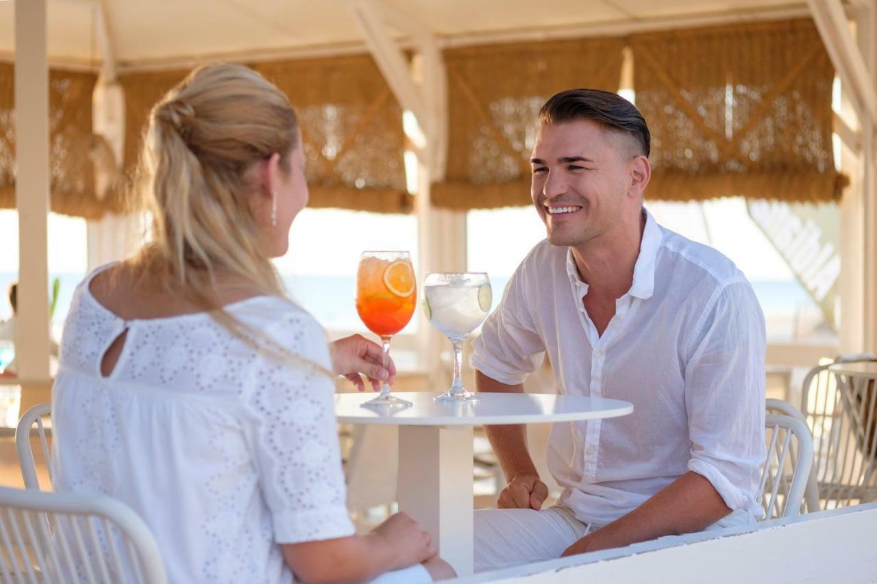 ホテル Aldiana Club Andalusien チクラナ・デ・ラ・フロンテーラ エクステリア 写真